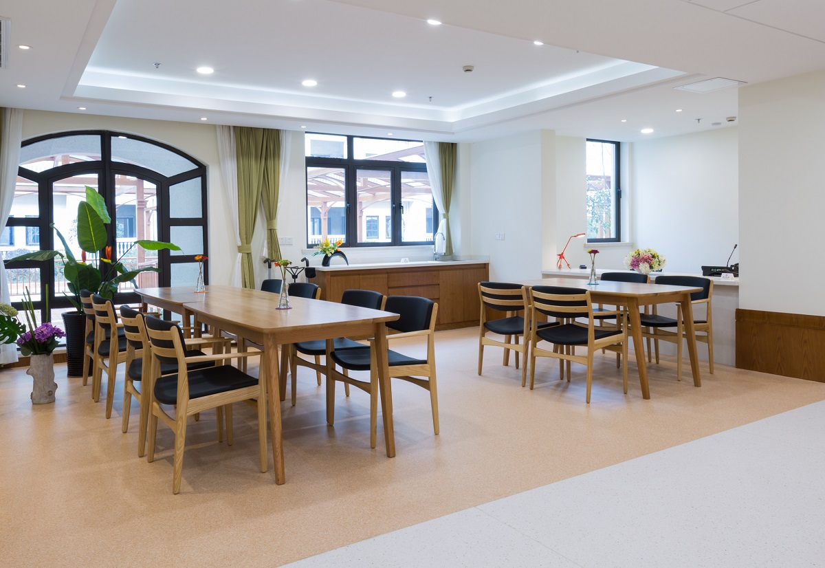 上海颐和苑养老服务中心 横衡办公家具与室内装饰设计的温馨融合